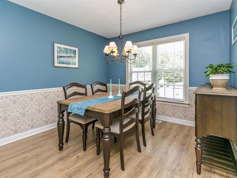 705 Comphrey Ct, Wake Forest, NC 27587