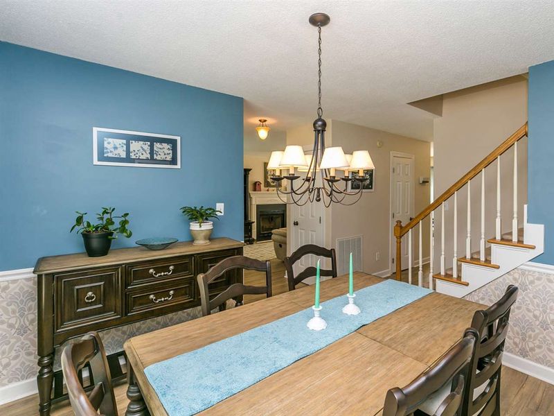 705 Comphrey Ct, Wake Forest, NC 27587