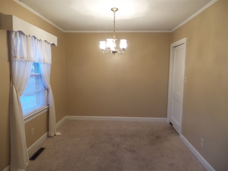 705 E E St, Erwin, NC 28339