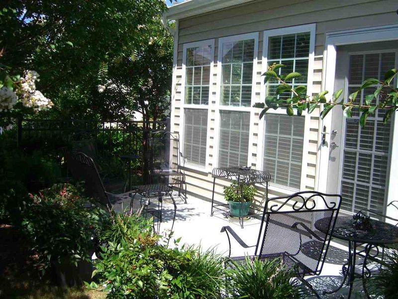 705 Eldridge Loop, Cary, NC 27519