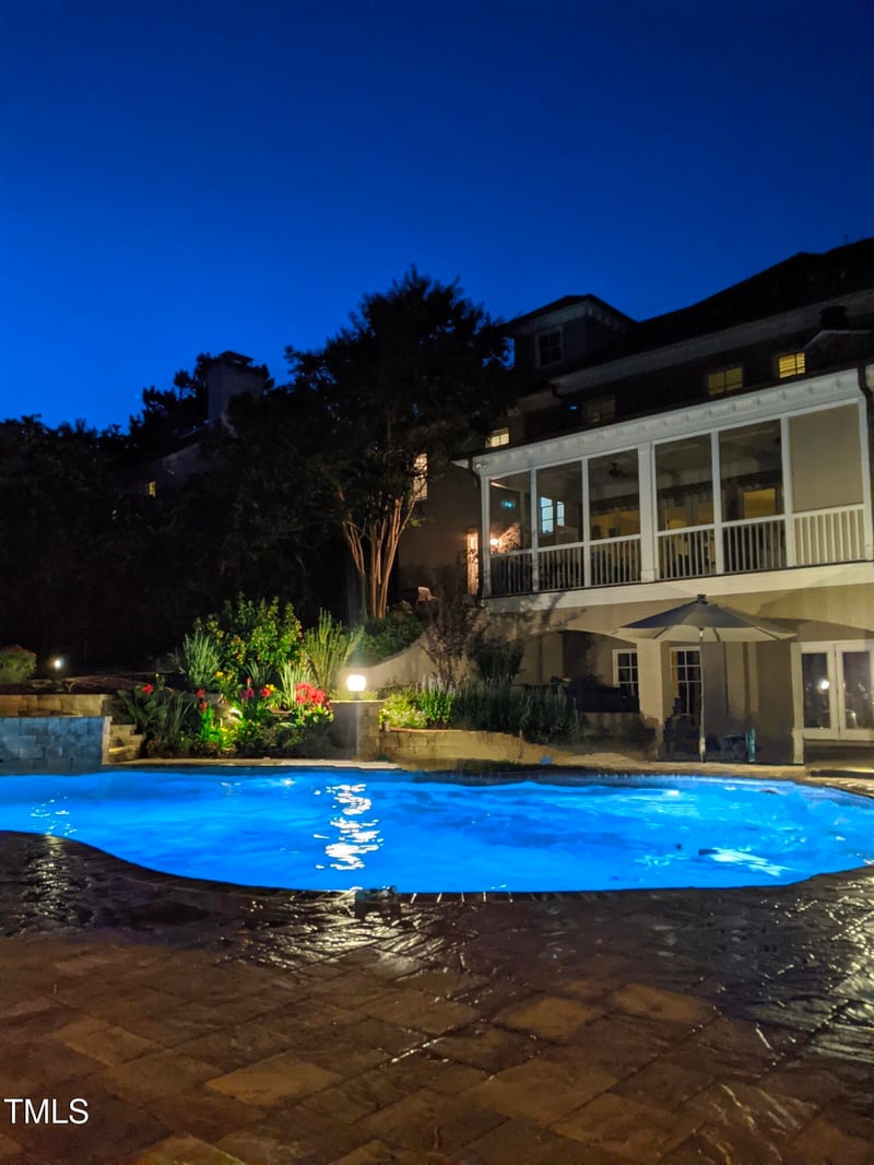 705 Glen Eden Dr, Raleigh, NC 27612