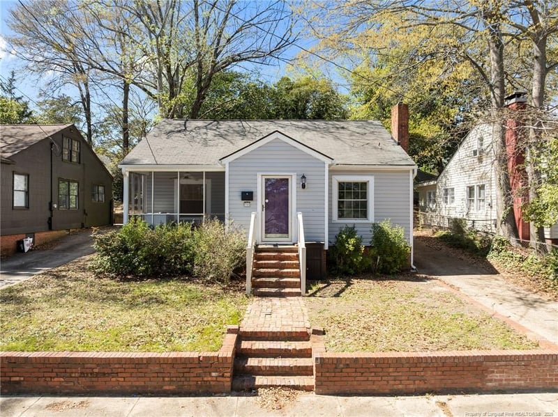 705 Greenland Dr, Fayetteville, NC 28305