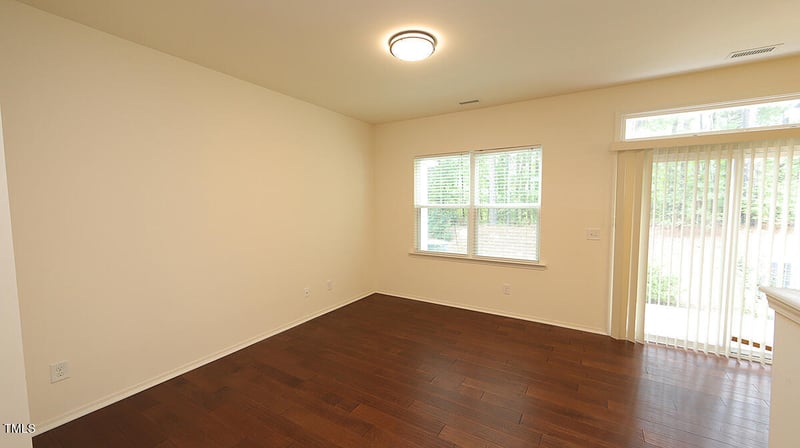 705 Keystone Park Dr #105, Morrisville, NC 27560