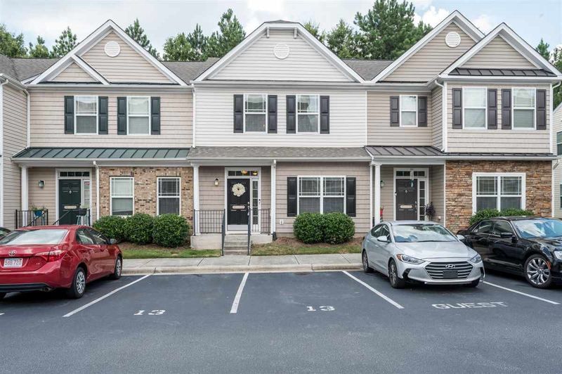 705 Keystone Park Dr #13, Morrisville, NC 27560