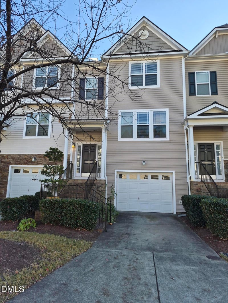 705 Keystone Park Dr #8, Morrisville, NC 27560