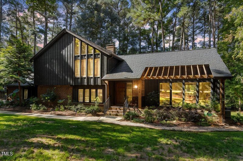 705 Lanham Pl, Raleigh, NC 27615