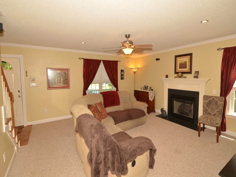705 Marjoram Ct, Wake Forest, NC 27587