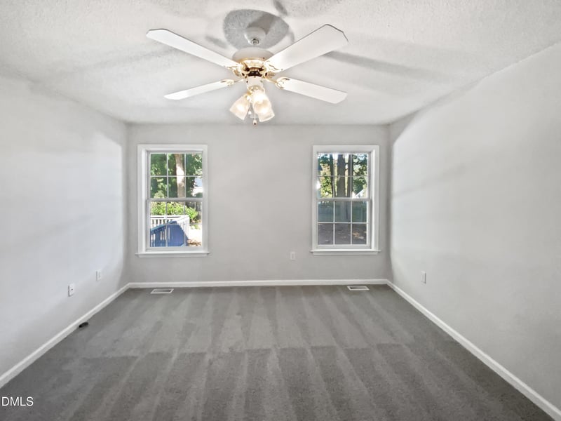 705 Morton Farm Rd, Holly Springs, NC 27540