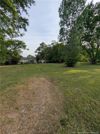 705 Peele St, Laurinburg, NC 28352