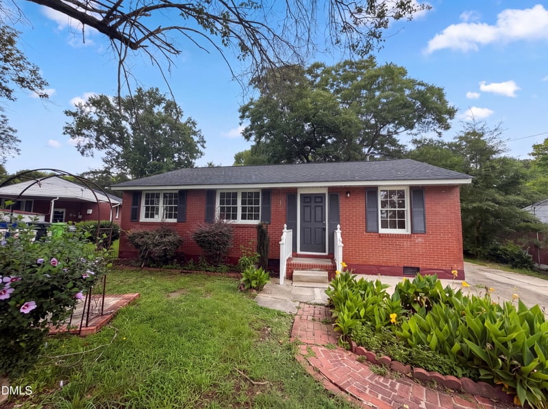 705 Peyton St, Raleigh, NC 27610