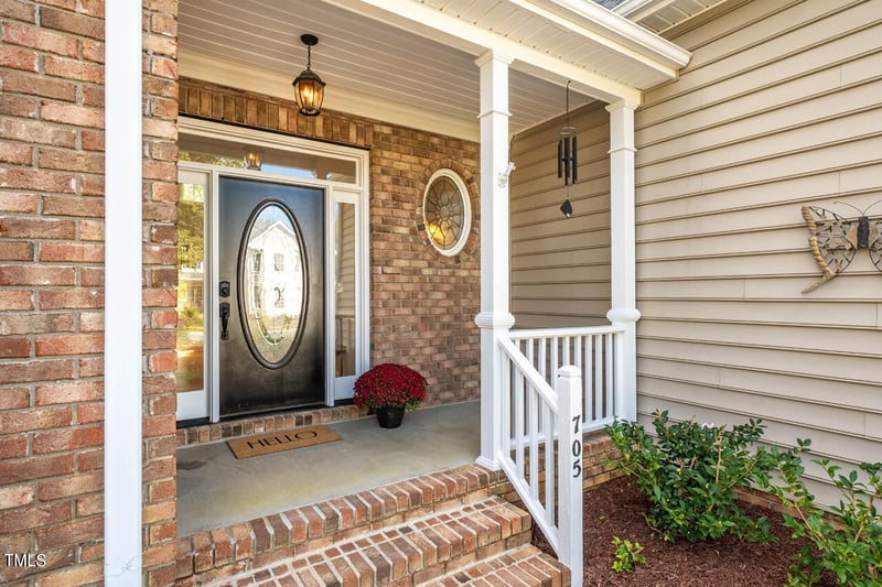 705 Richland Bluff Ct, Wake Forest, NC 27587