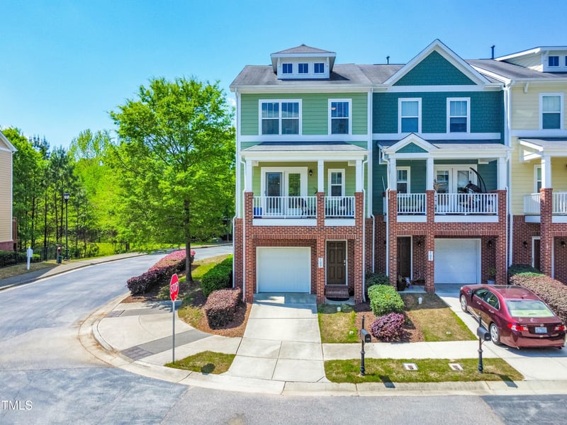 705 Samuel Cary Dr, Cary, NC 27511