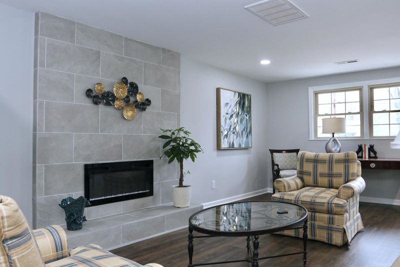 705 Shawnee Dr, Burlington, NC 27215