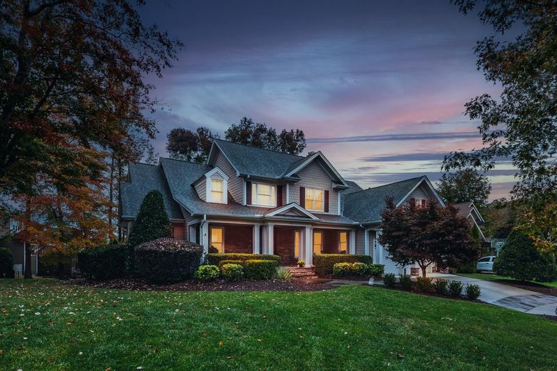 705 Walters Dr, Wake Forest, NC 27587