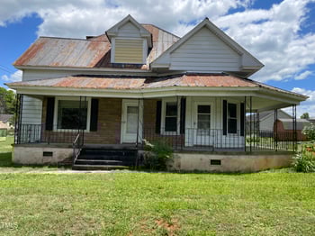 705 Washington St, Graham, NC 27253