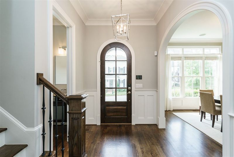 705 Wayne Dr, Raleigh, NC 27608