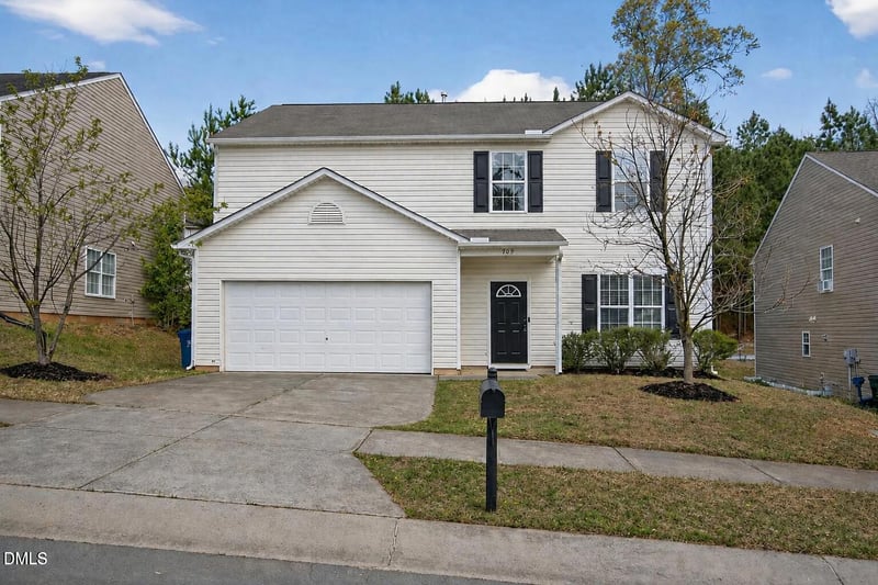 705 Weeping Willow Dr, Durham, NC 27704