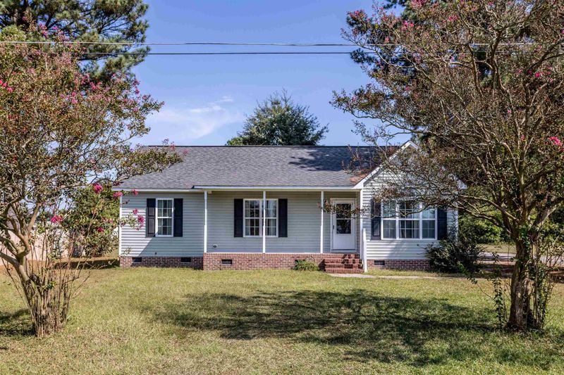 705 West St, Selma, NC 27576