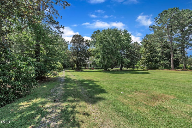 705 Wilsons Mills Rd, Smithfield, NC 27577