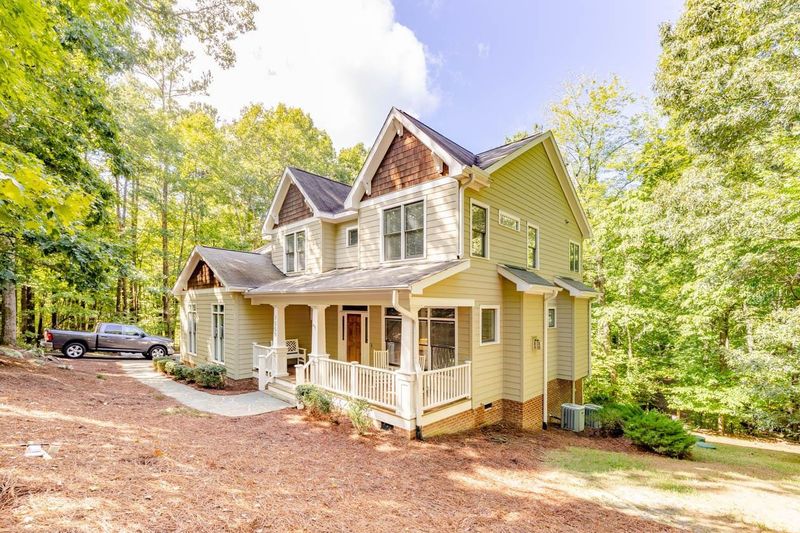 7050 Calais Dr, Durham, NC 27712