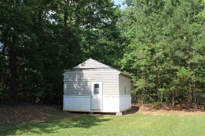 7055 Timber Creek Dr, Graham, NC 27253