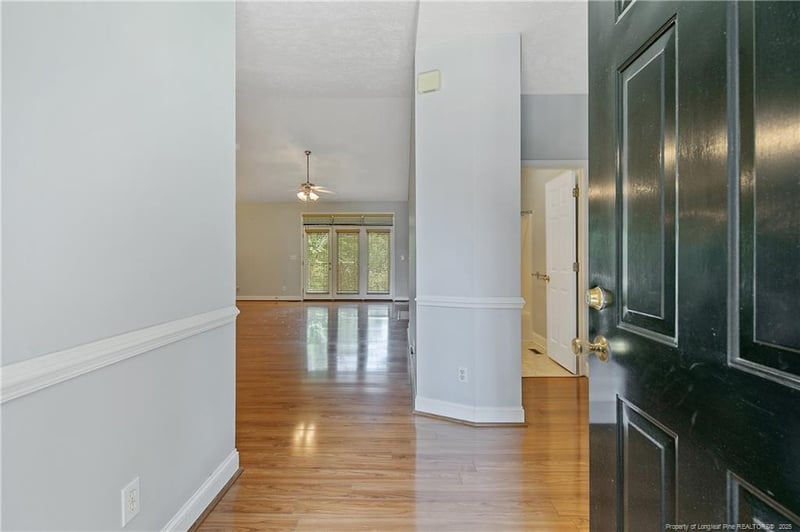 7058 Pitcairn Dr, Fayetteville, NC 28306
