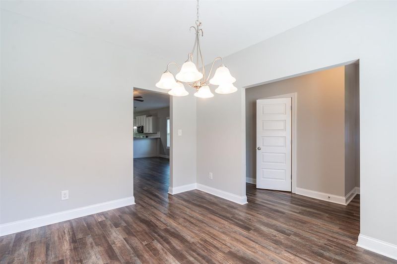 706 Airedale Trl, Garner, NC 27529
