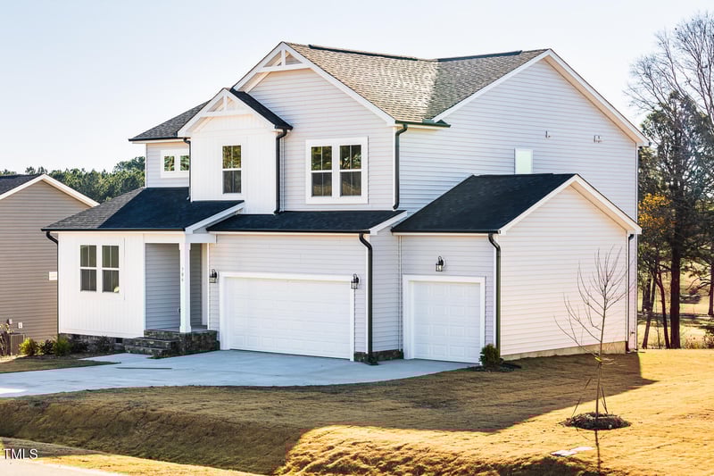 706 Barbour Farm Ln, Four Oaks, NC 27524
