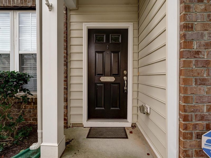 706 Bryant St, Raleigh, NC 27603