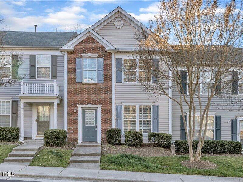 706 Canyon Lake Cir, Morrisville, NC 27560