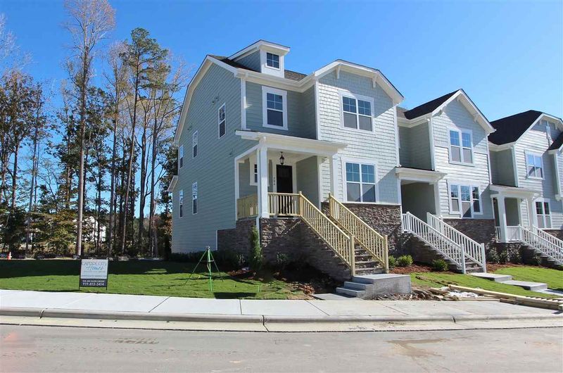 706 Carraway Garden Dr, Wake Forest, NC 27587