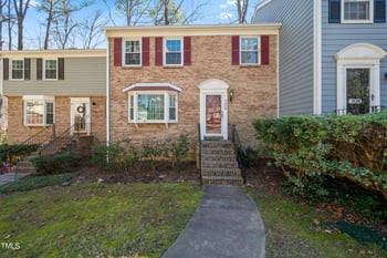 706 Collington Dr, Cary, NC 27511