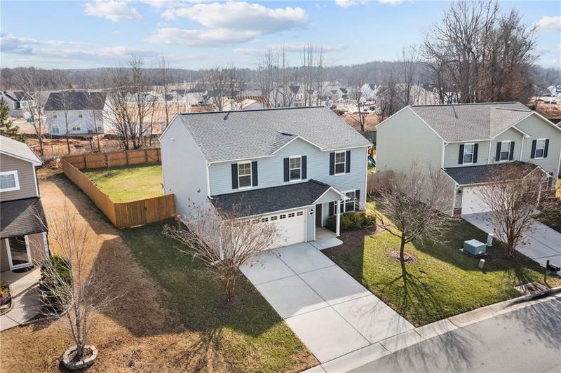 706 Collington Dr, Mebane, NC 27302