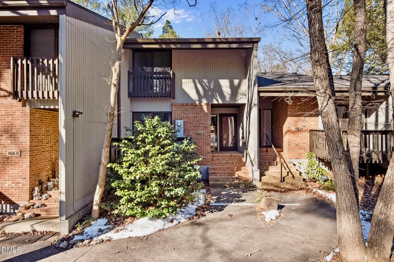 706 Constitution Dr #405, Durham, NC 27705