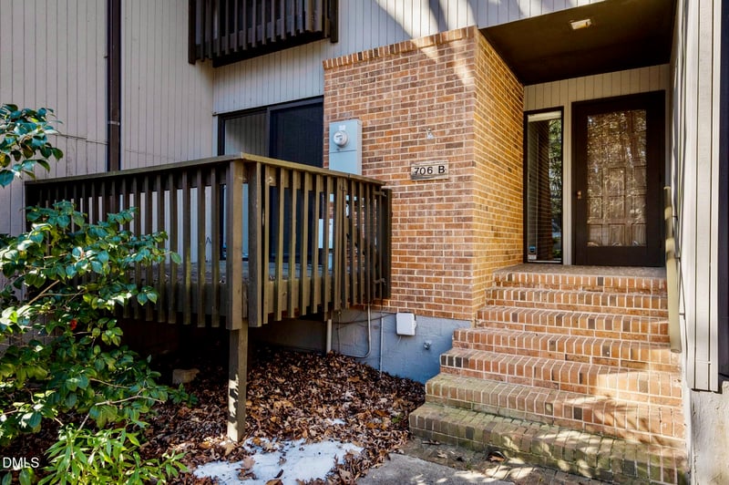 706 Constitution Dr #405, Durham, NC 27705