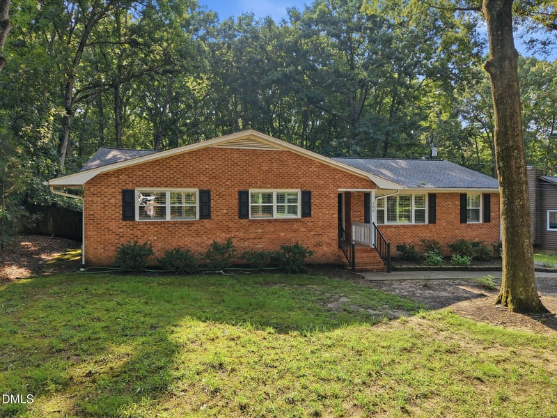 706 Crestview Dr, Durham, NC 27712