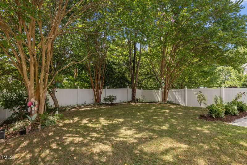 706 Delta Downs Dr, Cary, NC 27519