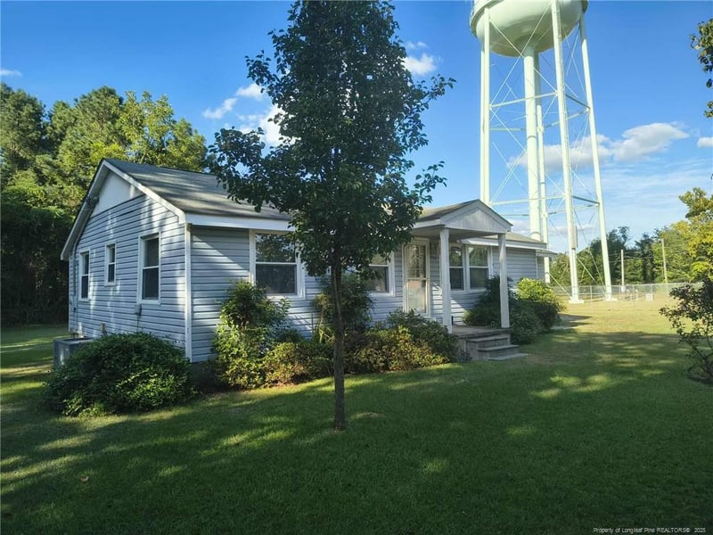 706 Elliot Farm Rd, Fayetteville, NC 28311