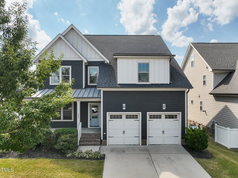 706 Fireball Ct, Knightdale, NC 27545