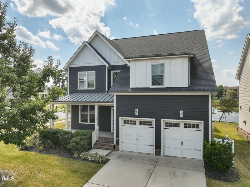 706 Fireball Ct, Knightdale, NC 27545