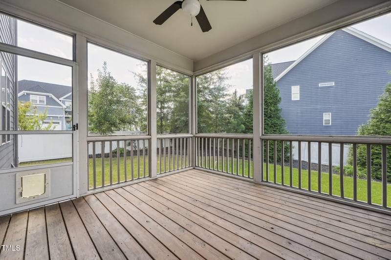 706 Fireball Ct, Knightdale, NC 27545