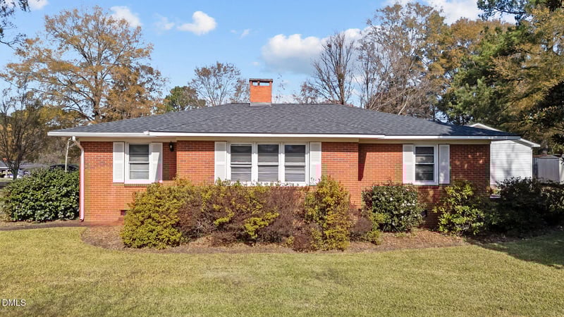 706 Forest Dr, Garner, NC 27529