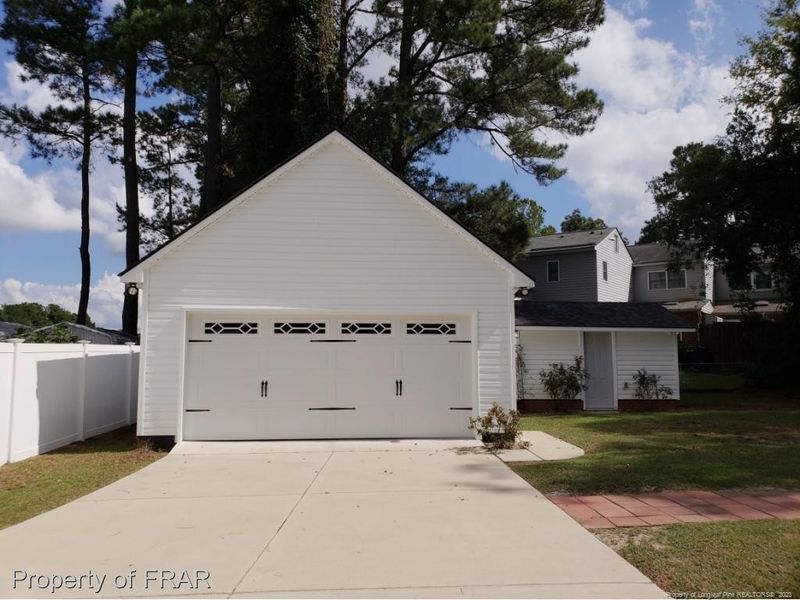 706 Kooler Cir, Fayetteville, NC 28305