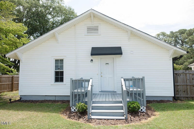 706 Magnolia , Dunn, NC 28334