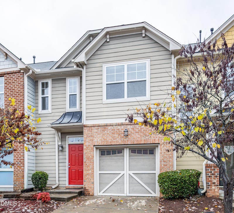 706 Mardonie Reach Ln, Cary, NC 27519