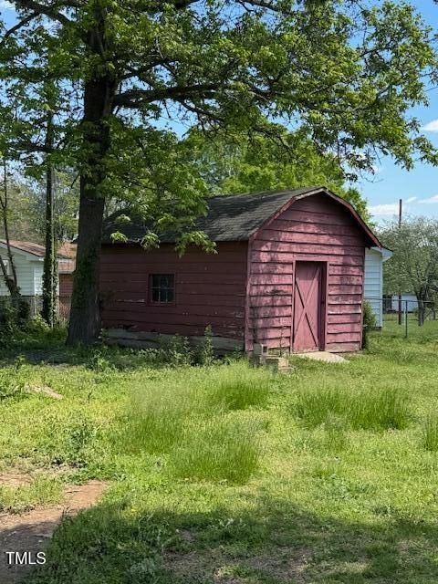 706 Orchard Dr, Graham, NC 27253