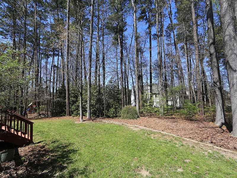 706 Wakehurst Dr, Cary, NC 27619