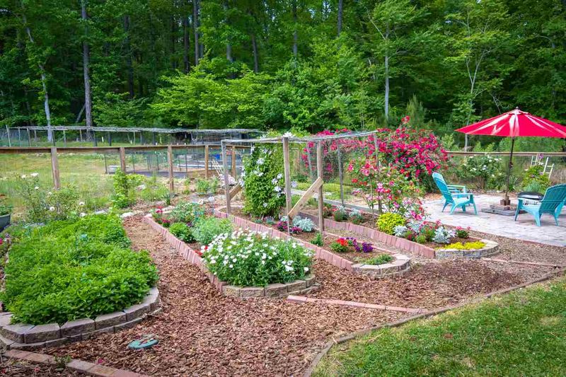 706 Woodside Park Ln, Durham, NC 27704