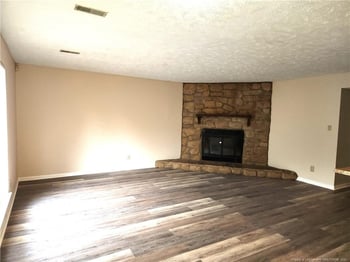 7062 Calamar Dr, Fayetteville, NC 28314