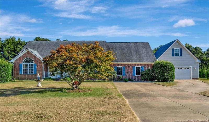 7066 Farmland Ct, Hope Mills, NC 28348